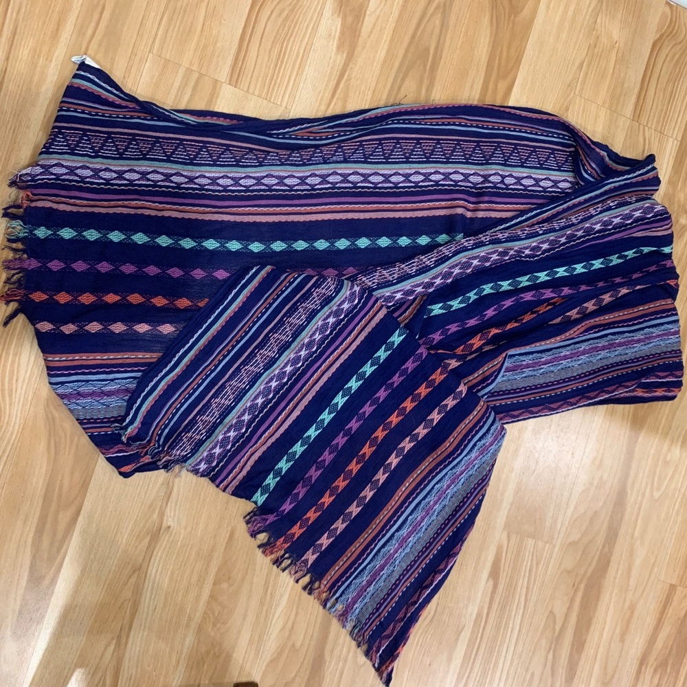 Navy blue printed scarf